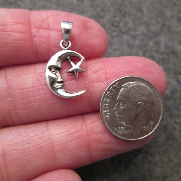 925 Sterling Crescent Moon & Star Pendant> New> Dainty, Non Tarnish, celestial - Picture 3 of 5